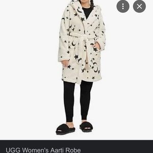 Star and moon 🌙 ⭐️ Ugg robe